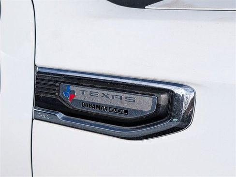 Used 2022 GMC Sierra 1500 SLT image 3