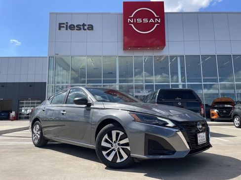 New 2025 Nissan Altima 2.5 S image 1