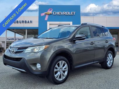 Used 2014 Toyota RAV4 Limited w/ Technology Package