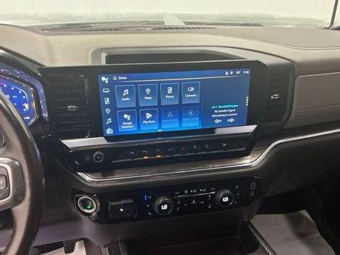 Used 2023 Chevrolet Silverado 1500 LTZ AWD/4WD image 31