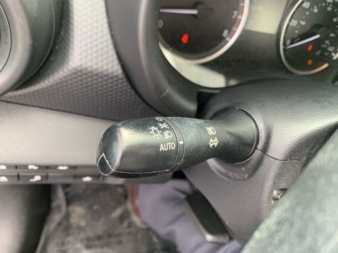 Used 2024 Nissan Kicks S FWD image 40