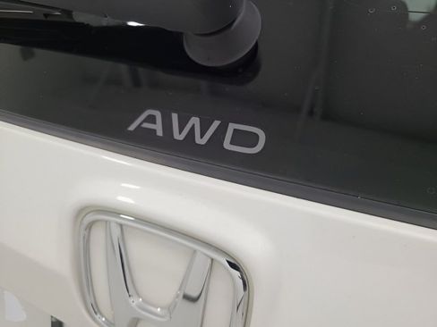 Used 2024 Honda CR-V Sport image 9