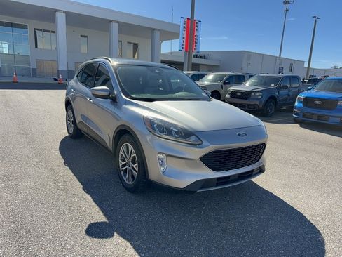 Certified 2022 Ford Escape SEL image 4