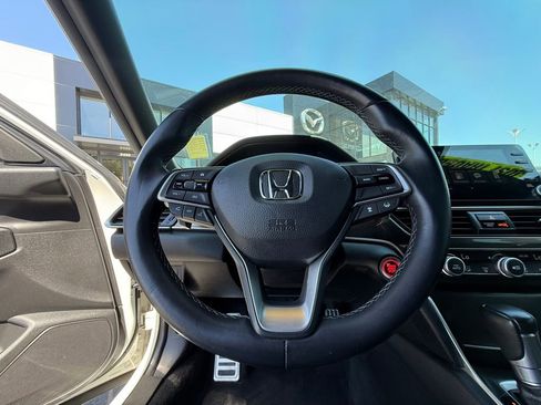 Used 2019 Honda Accord Sport image 19
