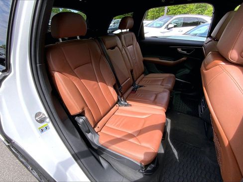 Used 2022 Audi Q7 2.0T Premium Plus AWD/4WD image 30