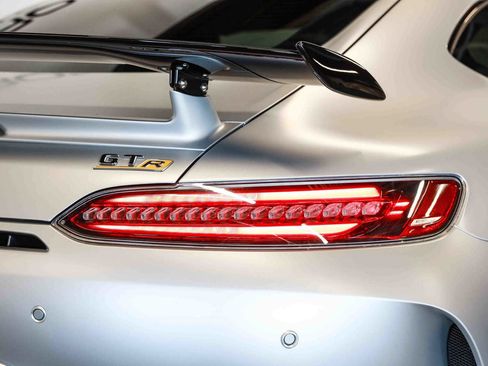 Used 2020 Mercedes-Benz AMG GT R image 22