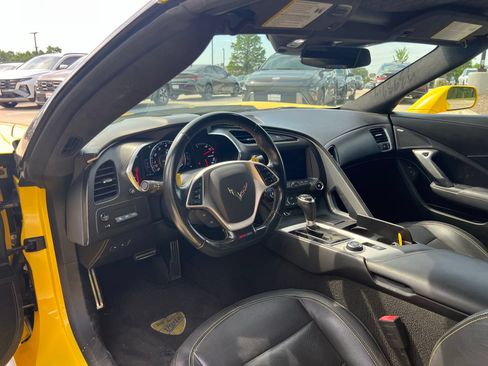 Used 2019 Chevrolet Corvette Z06 RWD image 16
