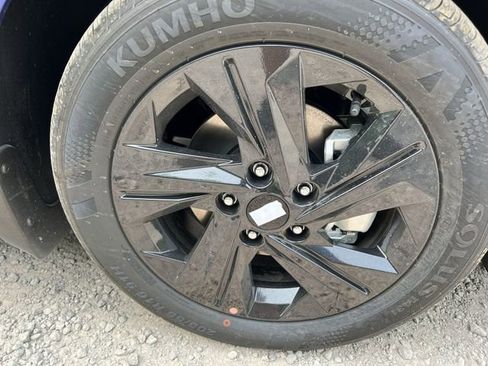 Used 2023 Hyundai Elantra SEL image 10