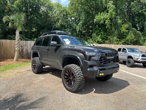 Used 2023 Toyota Sequoia TRD Pro AWD/4WD image 36