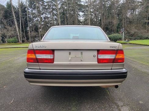 Used 1994 Volvo 960 Sedan image 7