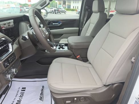 New 2026 GMC Yukon Elevation AWD/4WD image 17
