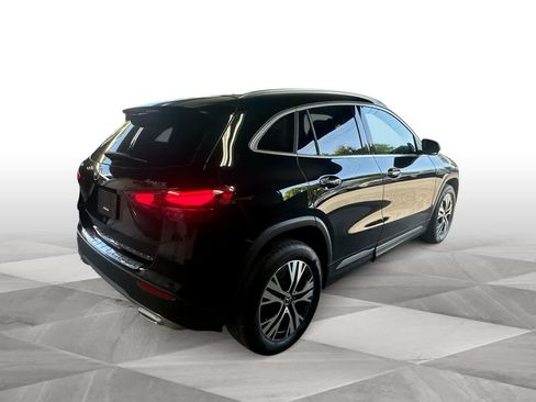 Used 2025 Mercedes-Benz GLA 250 4MATIC image 8