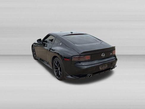 Used 2024 Nissan Z Performance w/ Floor Mat Package RWD image 5