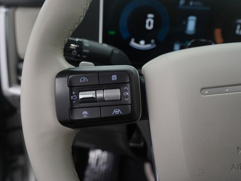 Used 2025 Hyundai Santa Fe SEL image 29