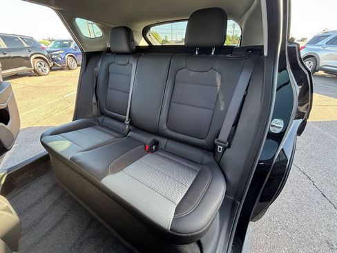 Used 2025 Chevrolet Trax LT w/ LT Convenience Package FWD image 36