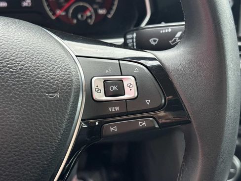 Used 2020 Volkswagen Jetta SE FWD image 25