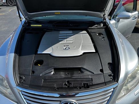 Used 2010 Lexus LS 460 image 25