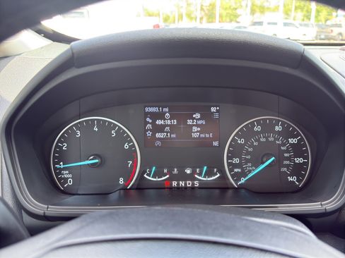 Used 2020 Ford EcoSport SE w/ SE Convenience Package image 16