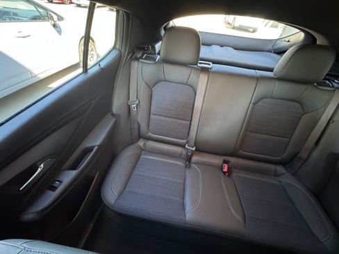 Used 2025 Buick Envista Preferred image 39