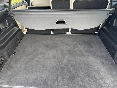 Certified 2025 Mercedes-Benz GLB 250 4MATIC image 18