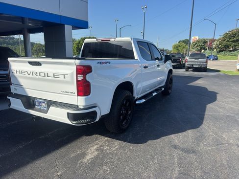 Used 2024 Chevrolet Silverado 1500 Custom AWD/4WD image 4