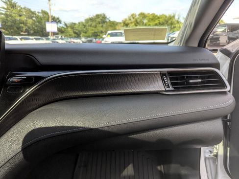 Used 2022 Toyota Camry XSE image 42