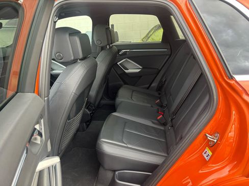 Used 2023 Audi Q3 2.0T Premium Plus w/ Premium Plus Package image 8