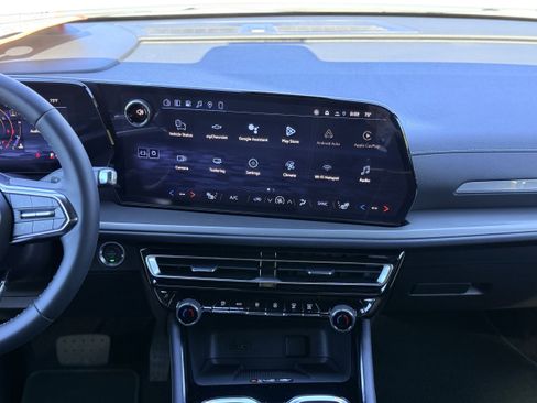 New 2026 Chevrolet Traverse LT w/ Midnight/Sport Edition image 15