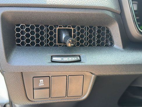 Used 2024 Honda CR-V LX image 10