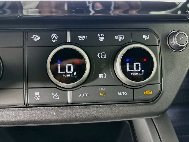 New 2026 Land Rover Defender 110 S AWD/4WD image 17
