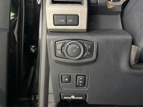 Used 2022 Ford F250 Lariat w/ Lariat Ultimate Package image 19