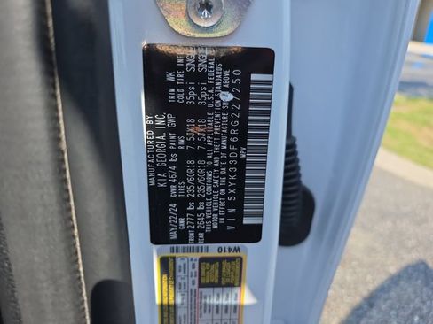 Used 2024 Kia Sportage EX FWD image 33