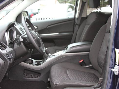 Used 2017 Dodge Journey SXT w/ Comfort/Convenience Group AWD/4WD image 20