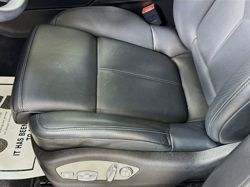 Certified 2024 Porsche Macan AWD/4WD image 13