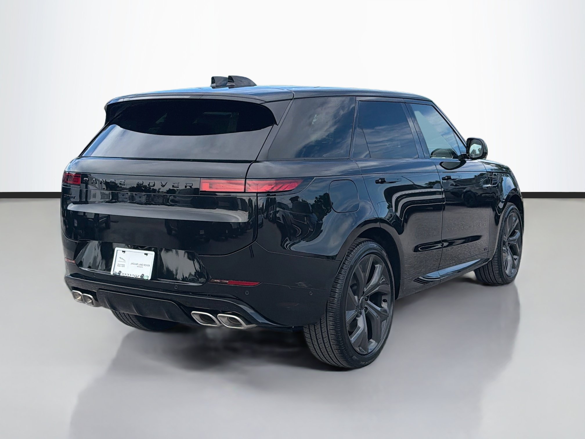 New 2027 Land Rover Range Rover Sport Dynamic SE AWD/4WD image 5