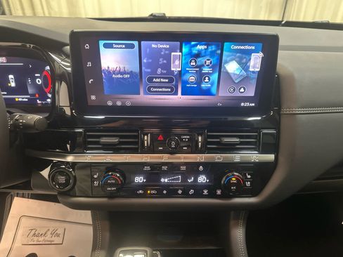 New 2026 Nissan Pathfinder Platinum AWD/4WD image 7