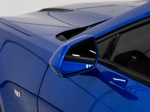 Used 2017 Chevrolet Camaro SS RWD image 42
