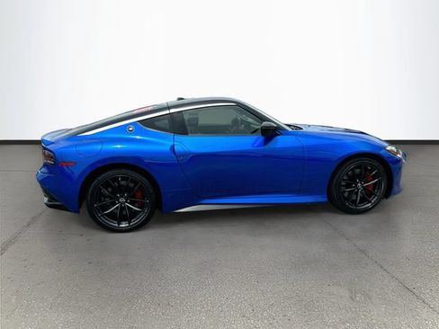 Certified 2024 Nissan Z Performance w/ Floor Mat Package RWD image 24