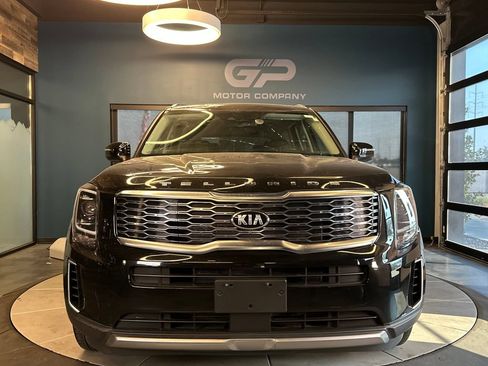 Used 2020 Kia Telluride EX w/ EX Premium Package AWD/4WD image 8