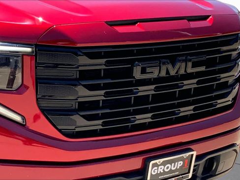 Used 2023 GMC Sierra 1500 Elevation RWD image 30