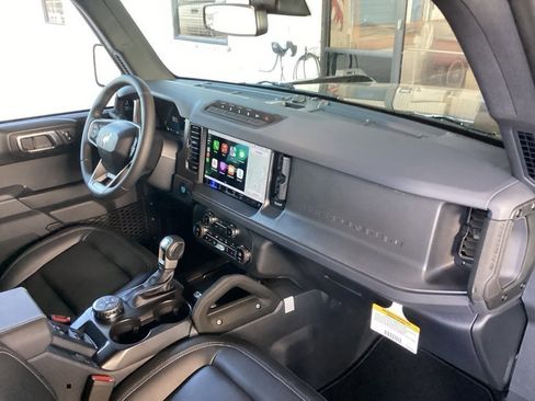 New 2025 Ford Bronco Badlands image 32