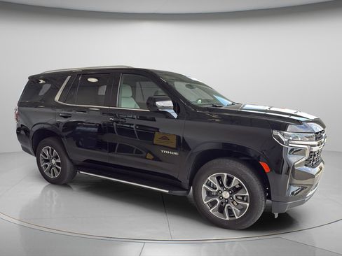 Used 2024 Chevrolet Tahoe LS image 12