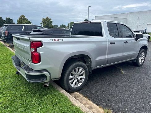 Used 2020 Chevrolet Silverado 1500 Custom w/ Custom Value Package AWD/4WD image 8