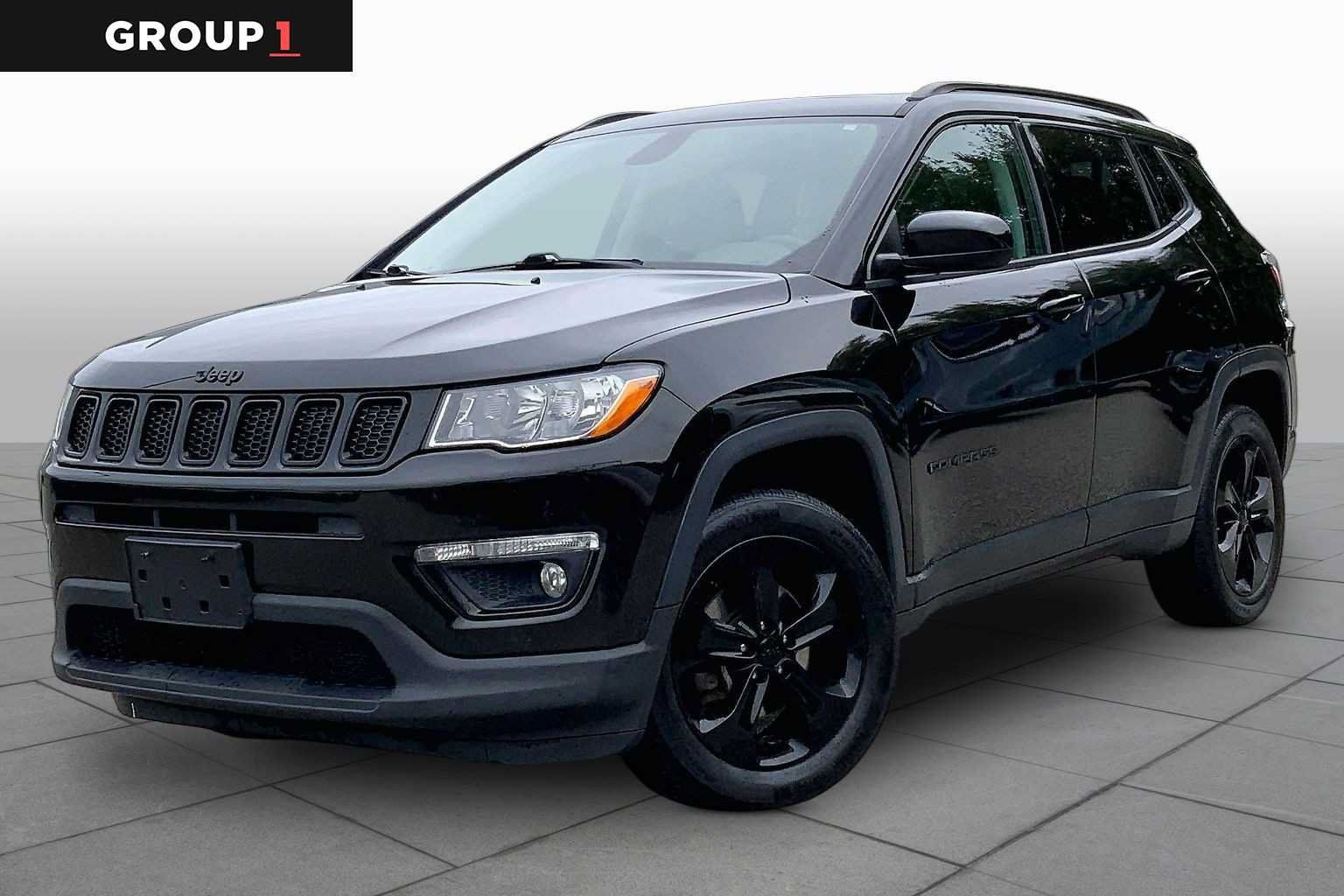 Used 2018 Jeep Compass Latitude w/ Popular Equipment Group AWD/4WD image 1
