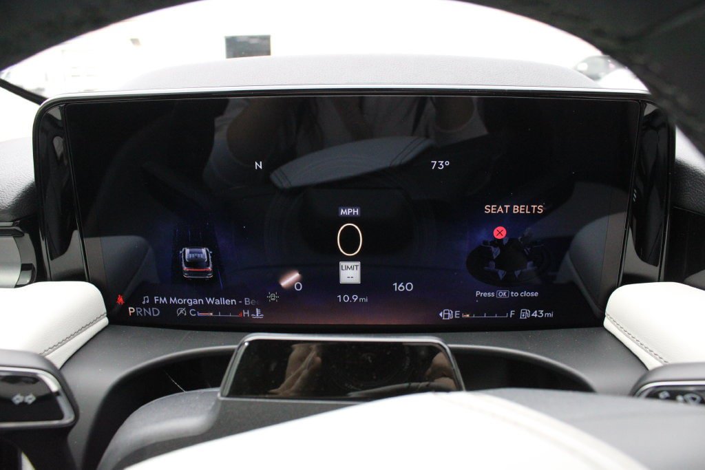 New 2027 Lincoln Aviator AWD image 9