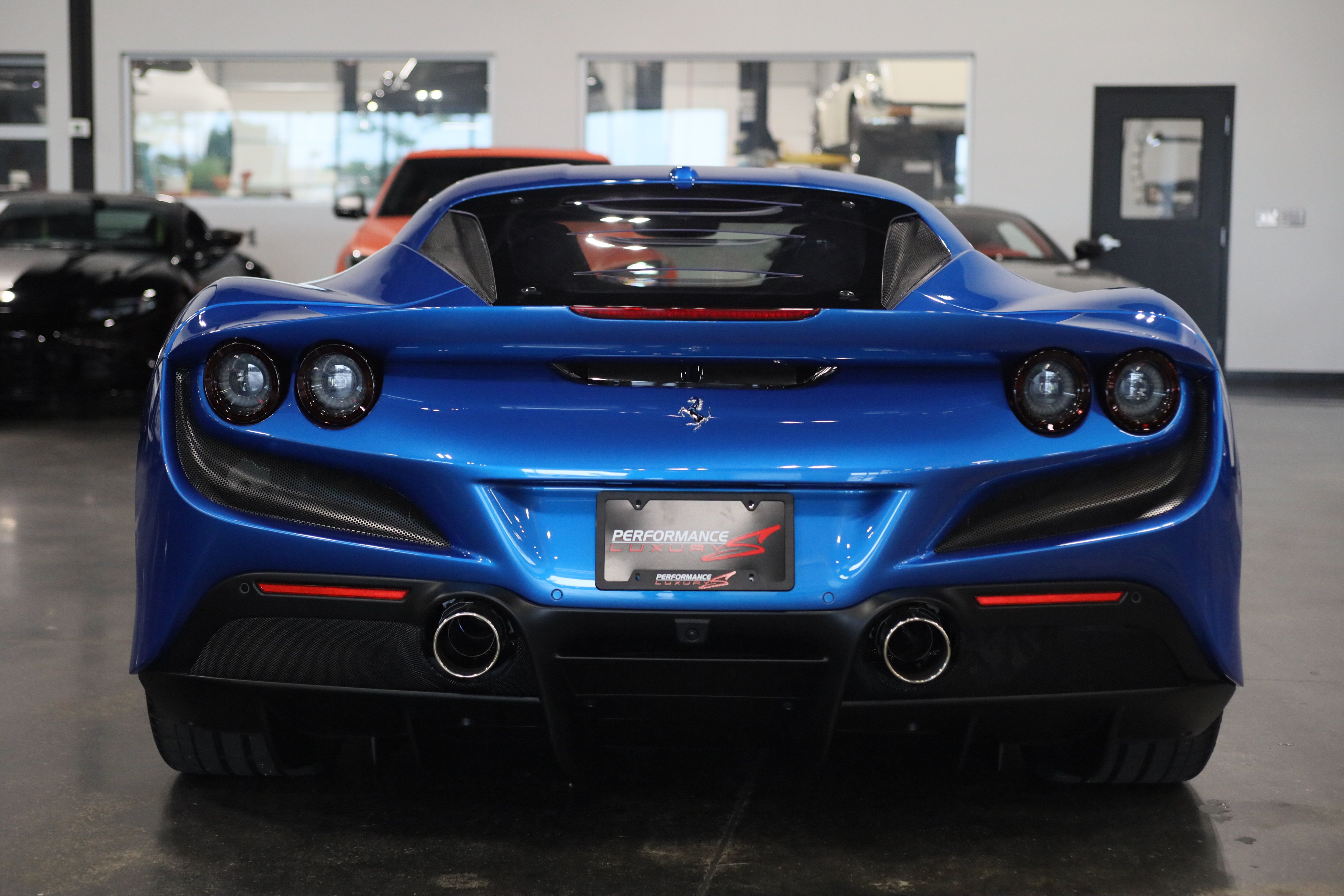 Used 2022 Ferrari F8 Tributo RWD image 5