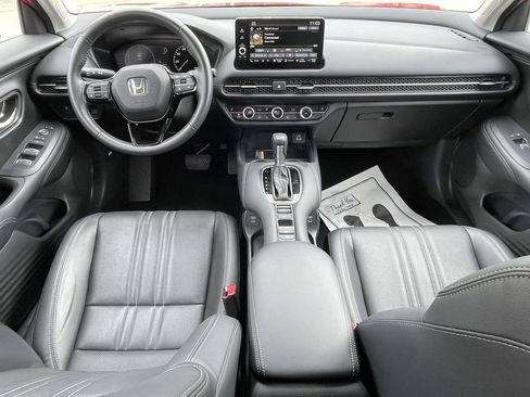 Used 2025 Honda HR-V EX-L image 11