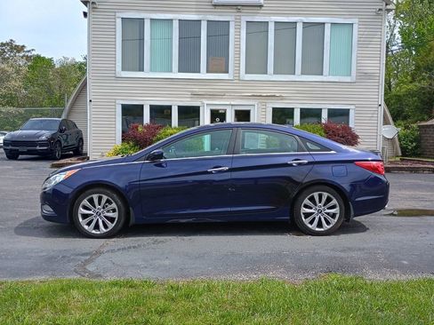 Used 2013 Hyundai Sonata SE FWD image 2