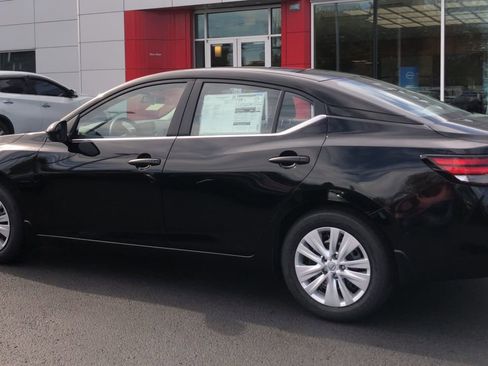 New 2025 Nissan Sentra S image 5