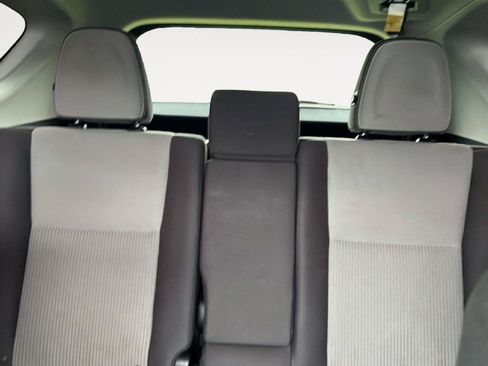 Used 2015 Toyota RAV4 XLE AWD/4WD image 14